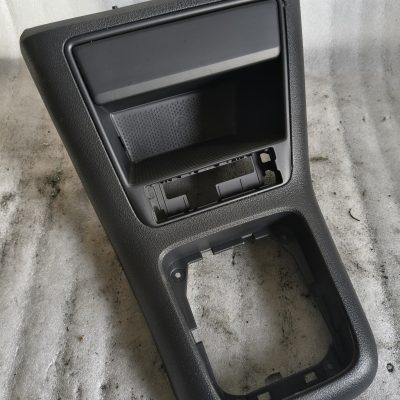 Wykończenie tunelu środkowego VW Tiguan I 5N1 863 476 A