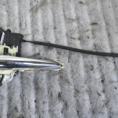 Zamek drzwi lewy przedni z klamką 6-PIN KIA Sportage III 81310-3U000