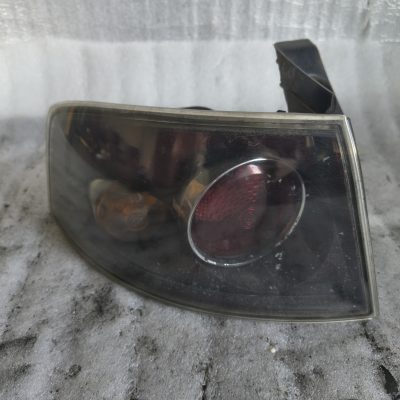 Lampa lewa tylna Seat Ibiza III 6L6 945 095 E