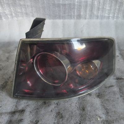 Lampa prawa tylna Seat Ibiza III 6L6 945 112 C