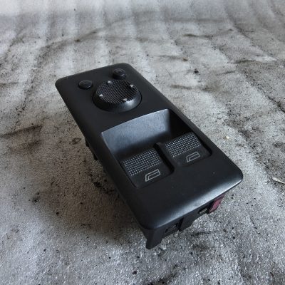 Przełącznik szyb Volkswagen T4 700 959 565